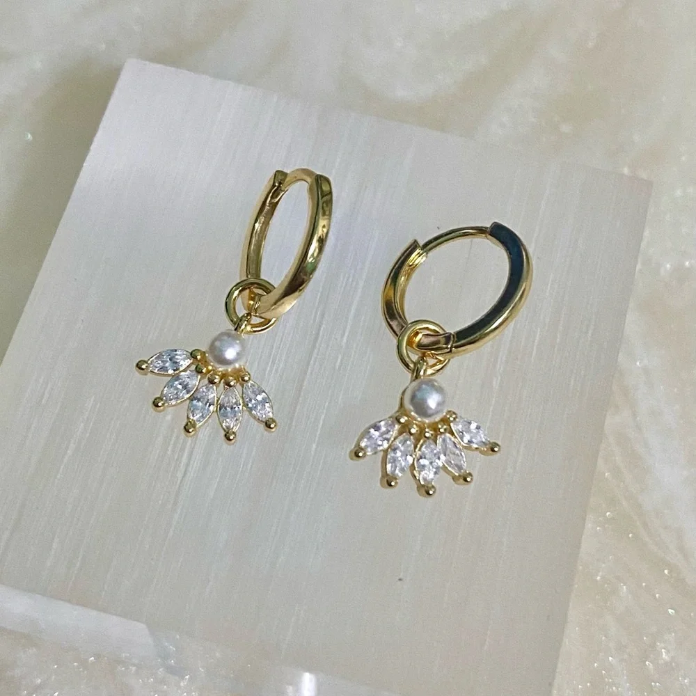 Elegant S925 Gold Pearl and Zirconia Earrings